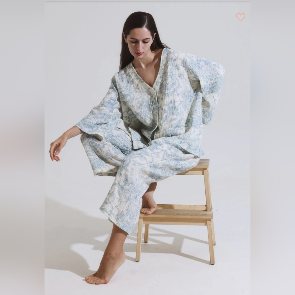 Nothing Fits But Muslin Set